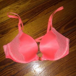 Victoria’s Secret push-up bra